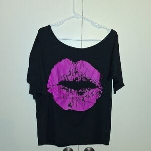 Black T-Shirt with Pink Lip Print